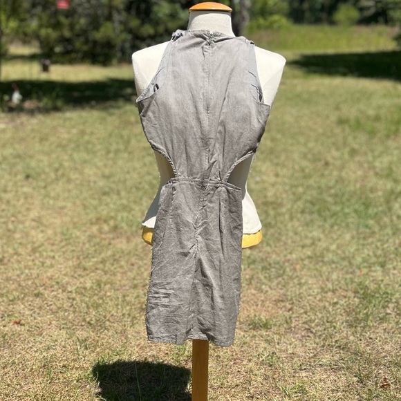 Mi Ami Gray Cut Out Sleeveless Mini Dress Size XS - Picture 3 of 8